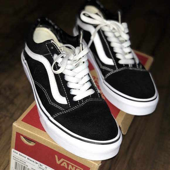 Vans Shoes - Black/ White Old Skool Vans